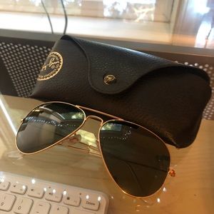 Ray-Ban Gold Aviators